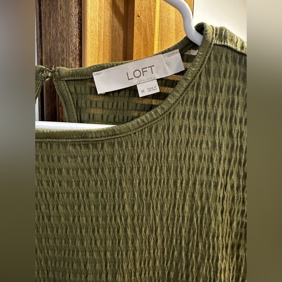 LOFT Textured Ruffle Sleeve Top in Olive - Picture 6 of 8